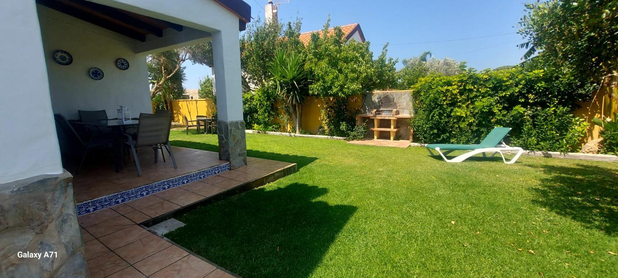 Chalet la Huerta con piscina chimenea y Wifi Conil De La Frontera Exterior foto