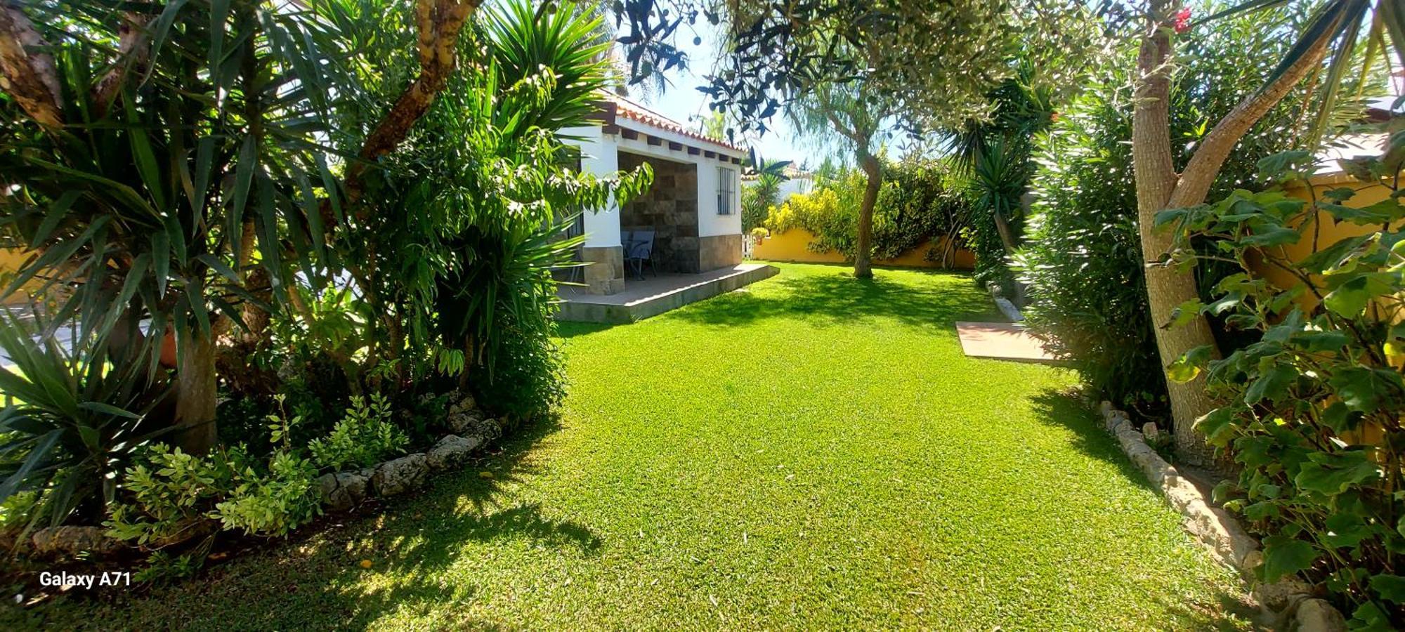 Chalet la Huerta con piscina chimenea y Wifi Conil De La Frontera Exterior foto
