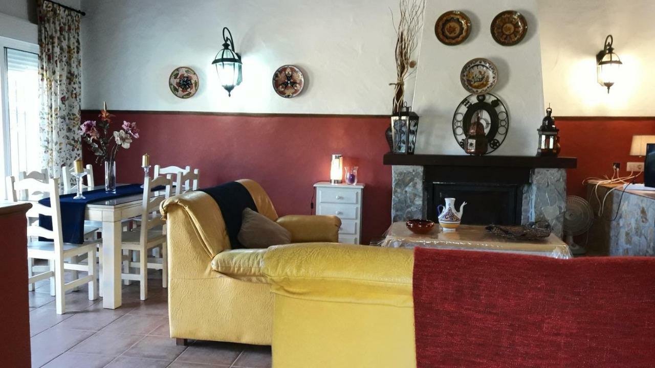 Chalet la Huerta con piscina chimenea y Wifi Conil De La Frontera Exterior foto