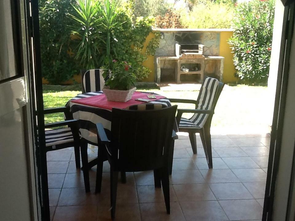Chalet la Huerta con piscina chimenea y Wifi Conil De La Frontera Exterior foto