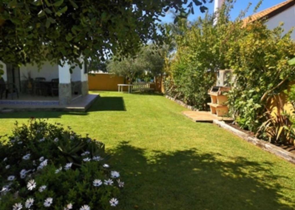 Chalet la Huerta con piscina chimenea y Wifi Conil De La Frontera Exterior foto